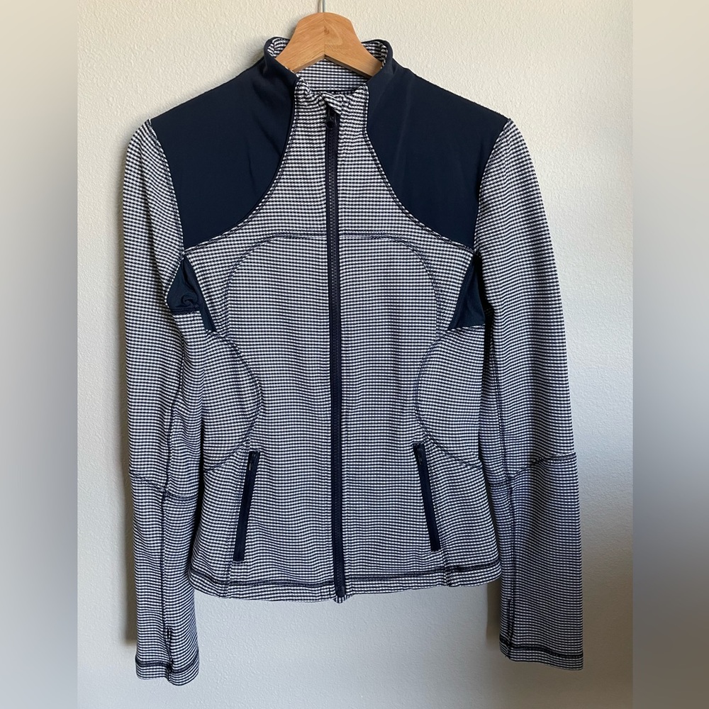 LULULEMON Navy Define Gingham Jacket / Like New